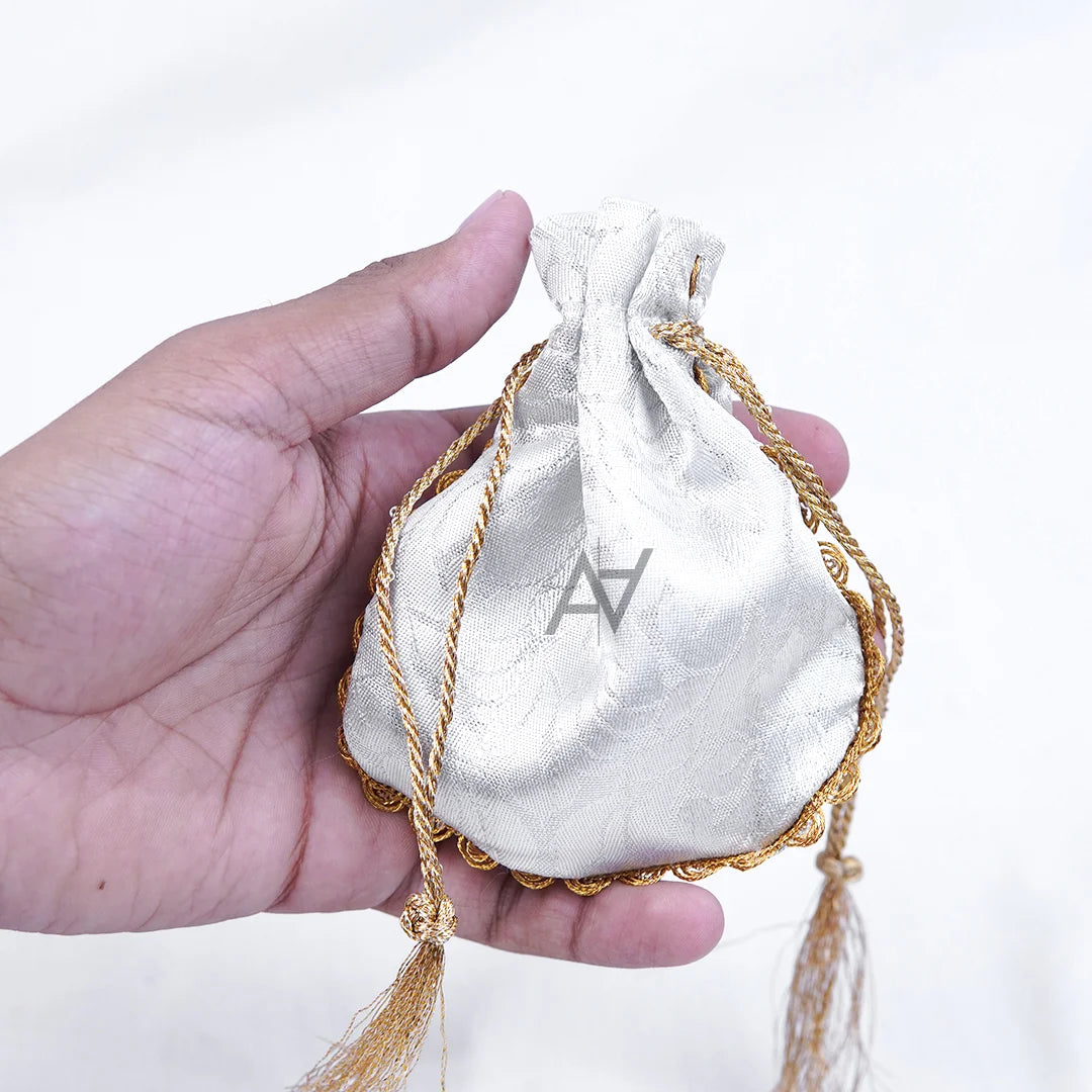 Jamawar Nikkah Pouch