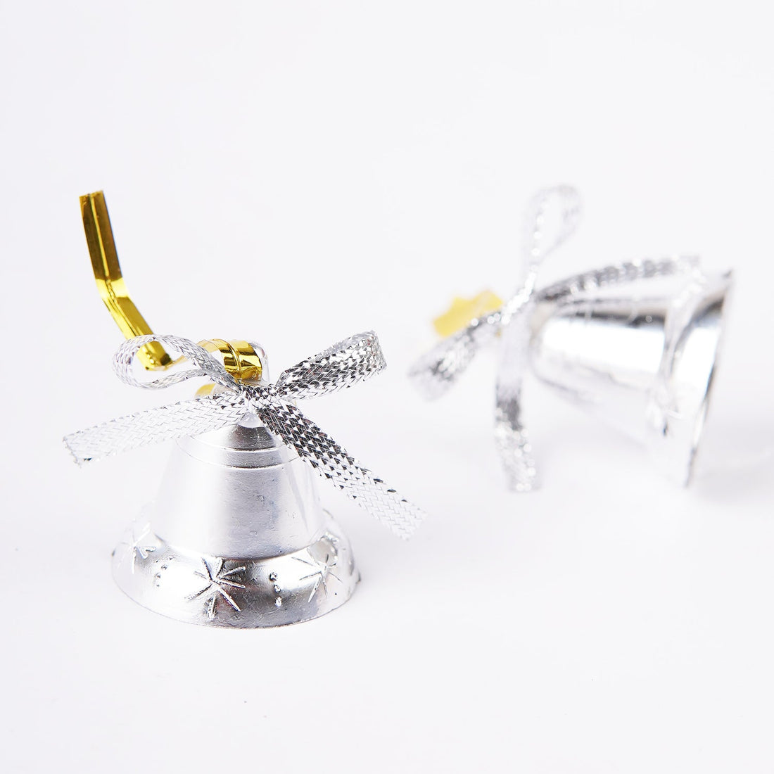 Artificial Small Hanging Christmas Bell For Christmas Party Decor