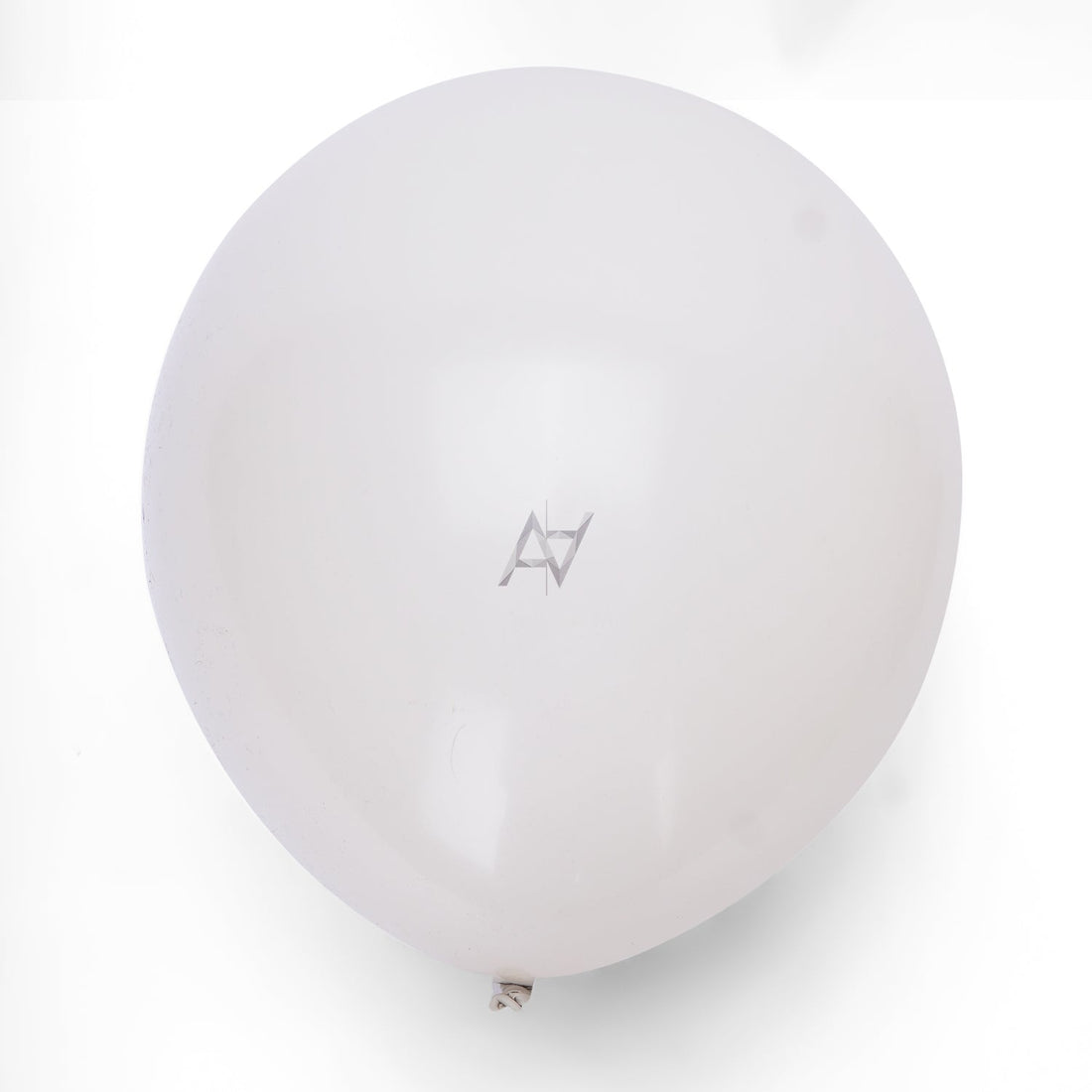 White latex Balloons - aliakbardecoration